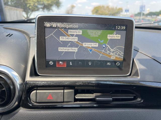 Photo of 2019 Puro White Tri-Coat Pearl FIAT 124 Spider