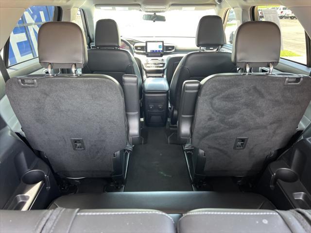 Photo of 2022 Carbonized Gray Metallic Ford Explorer