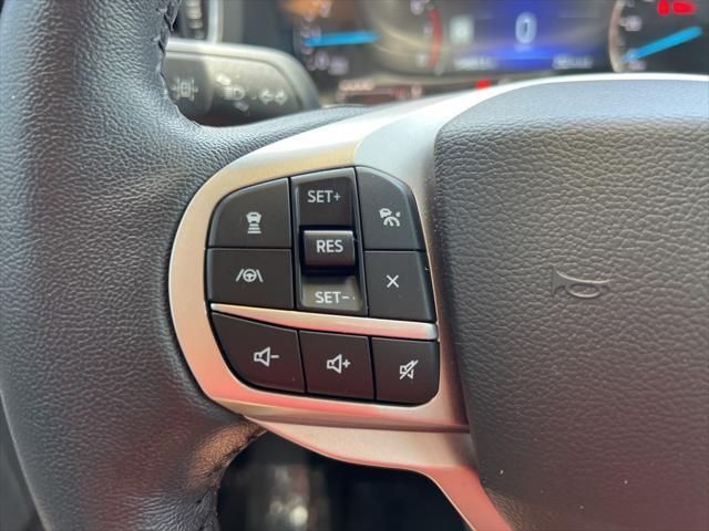 Photo of 2022 Carbonized Gray Metallic Ford Explorer