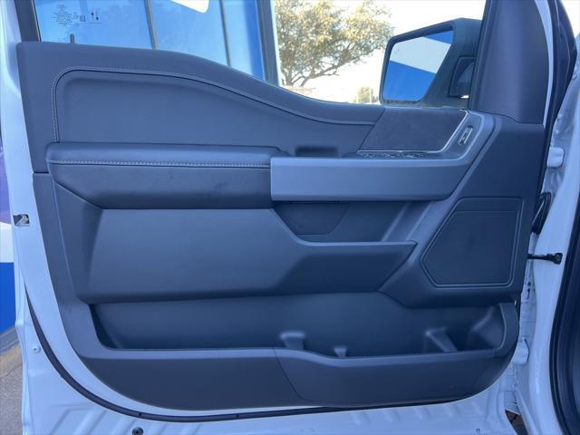 Photo of 2025 Oxford White Ford F-150