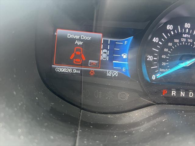 Photo of 2022 Atlas Blue Metallic Ford Edge