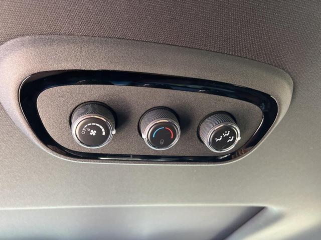 Photo of 2023 White Knuckle Clearcoat Dodge Durango