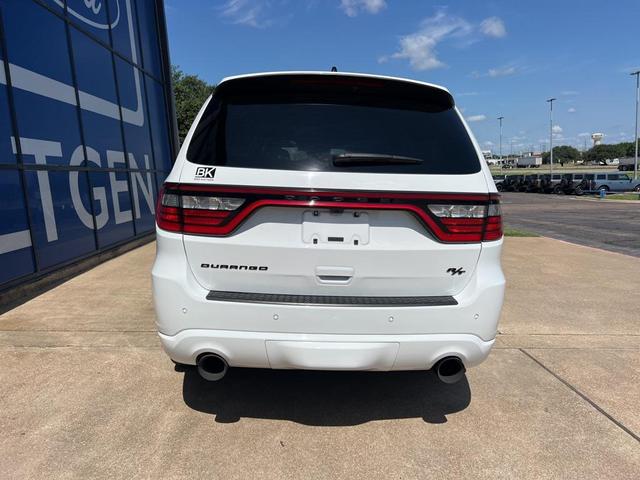 Photo of 2023 White Knuckle Clearcoat Dodge Durango
