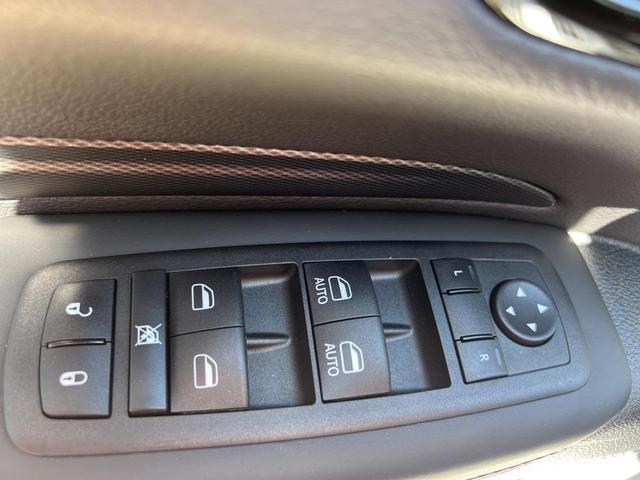 Photo of 2023 White Knuckle Clearcoat Dodge Durango