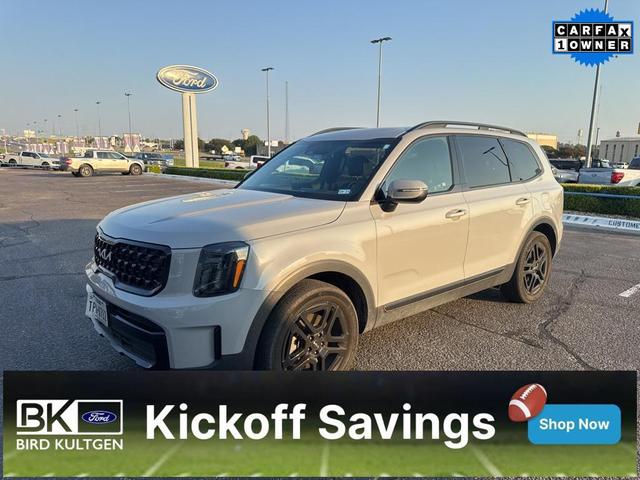 Photo of 2024 Wolf Gray Kia Telluride