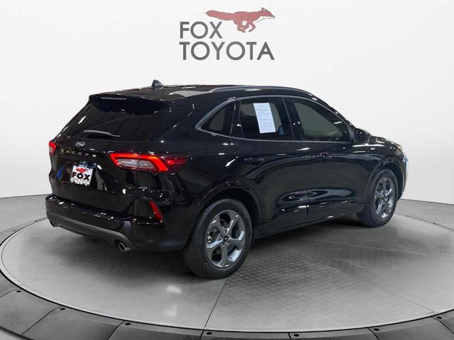 Photo of 2024 Agate Black Metallic Ford Escape