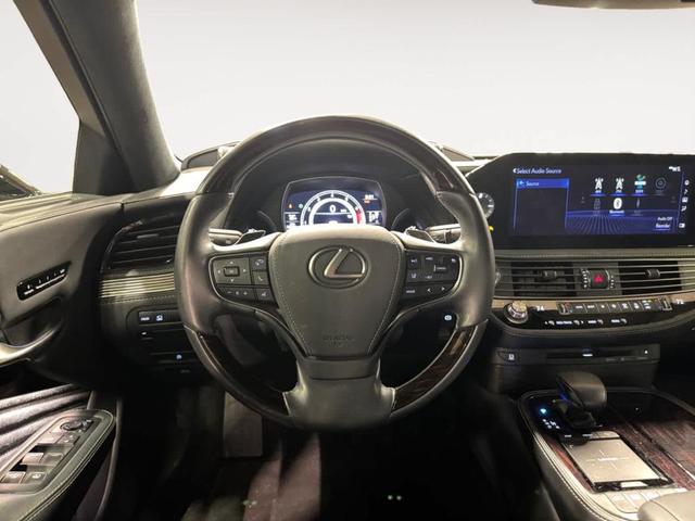Photo of 2022 Manganese Luster Lexus LS 500