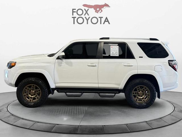 Photo of 2019 Super White Toyota 4Runner