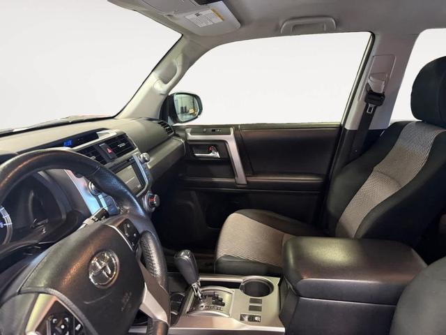 Photo of 2019 Super White Toyota 4Runner