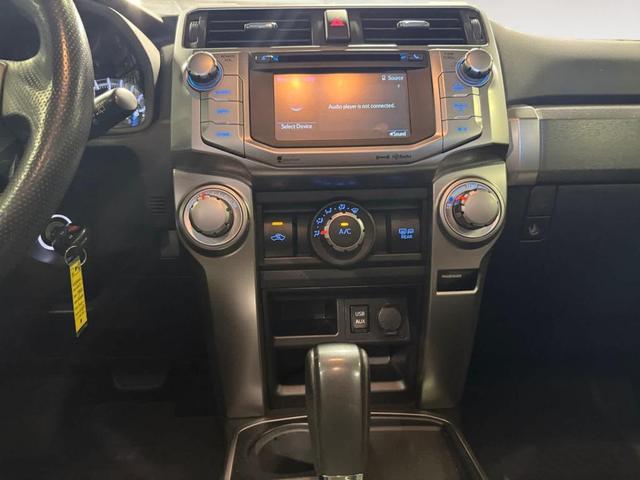 Photo of 2019 Super White Toyota 4Runner