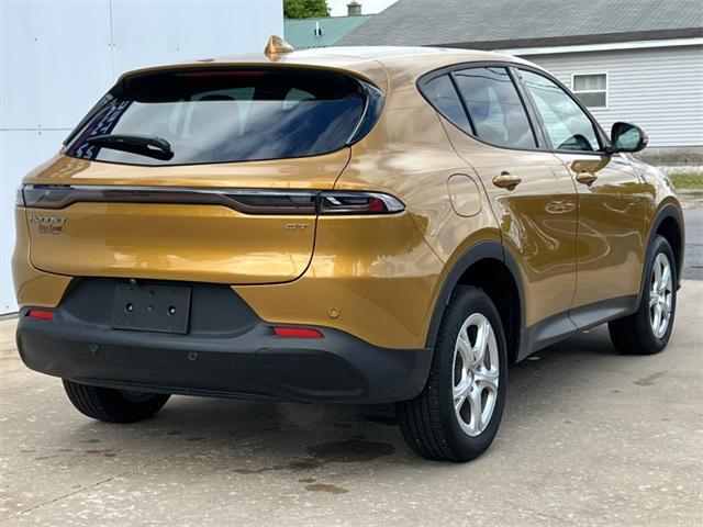Photo of 2023 Acapulco Gold Dodge Hornet