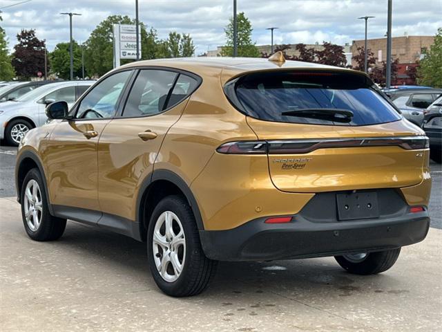 Photo of 2023 Acapulco Gold Dodge Hornet