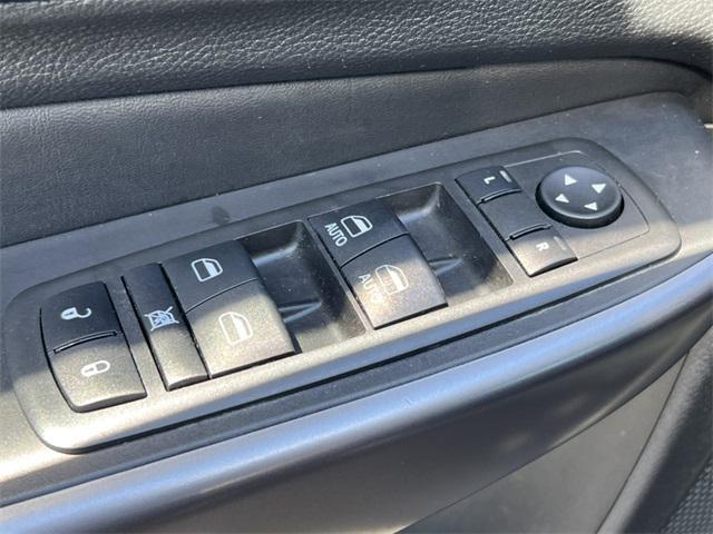 Photo of 2021 Olive Green Pearlcoat Jeep Cherokee