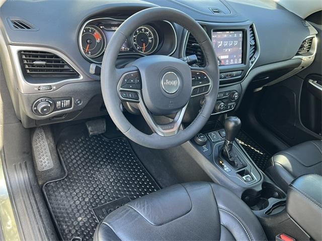 Photo of 2021 Olive Green Pearlcoat Jeep Cherokee