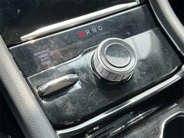 Photo of 2023 Diamond Black Crystal Pearlcoat Jeep Grand Cherokee