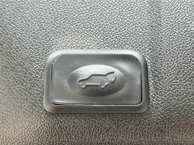 Photo of 2015 Iridium Metallic GMC Acadia
