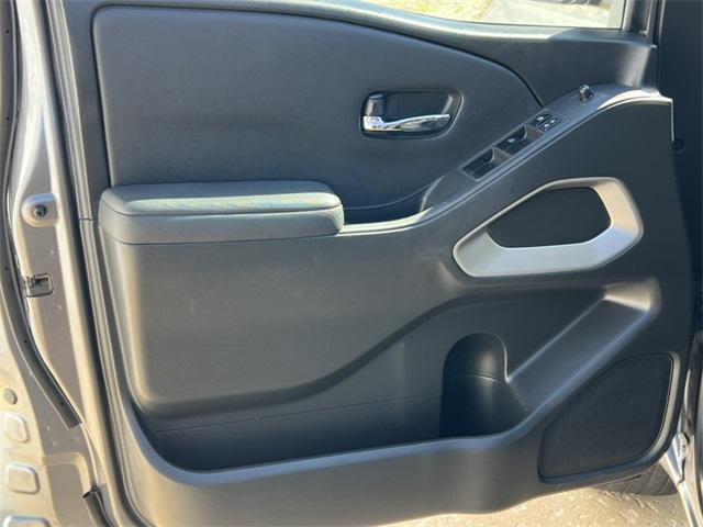 Photo of 2024 Gun Metallic Nissan Frontier