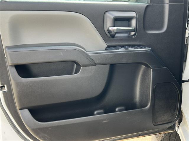 Photo of 2016 Summit White GMC Sierra 1500