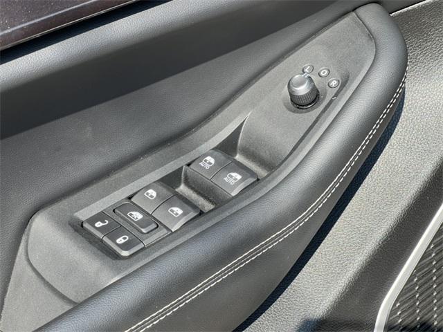 Photo of 2022 Silver Zynith Jeep Grand Cherokee