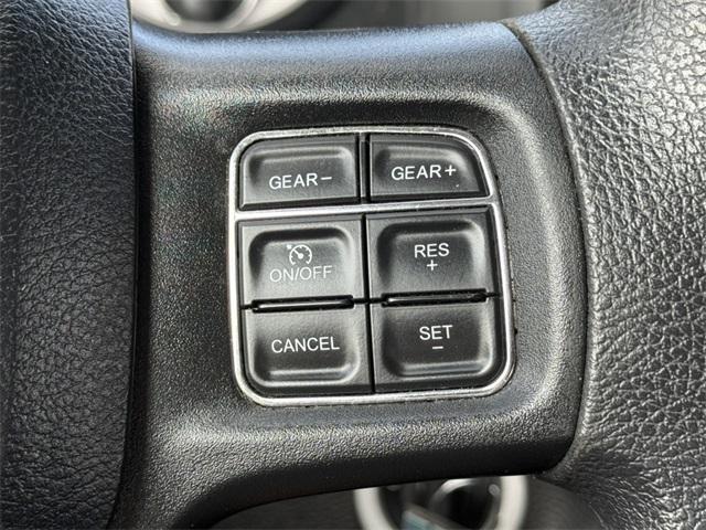 Photo of 2019 Diamond Black Crystal Pearlcoat RAM 1500 Classic