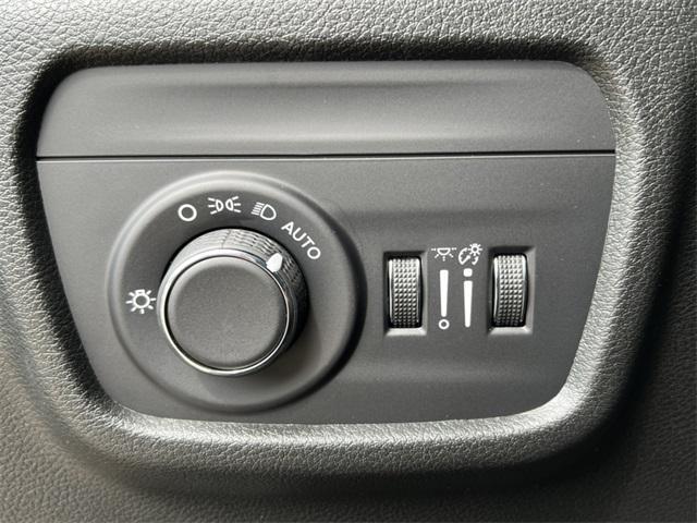 Photo of 2025 Baltic Gray Metallic Clearcoat Jeep Grand Cherokee