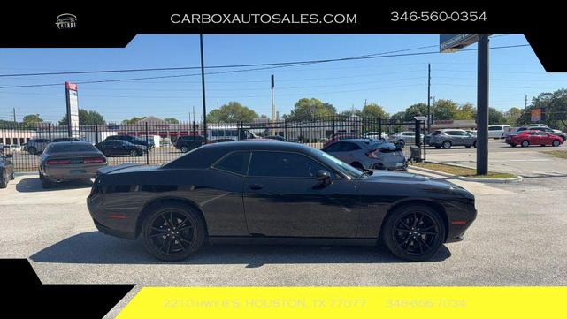 Photo of 2018 Pitch Black Clearcoat Dodge Challenger