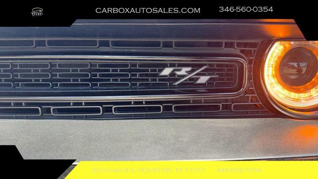 Photo of 2018 Pitch Black Clearcoat Dodge Challenger