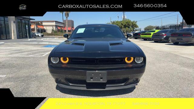 Photo of 2018 Pitch Black Clearcoat Dodge Challenger