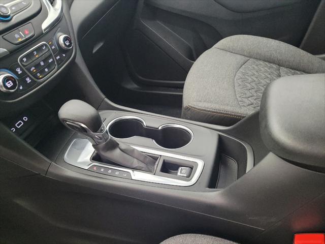 Photo of 2022 Mosaic Black Metallic Chevrolet Equinox