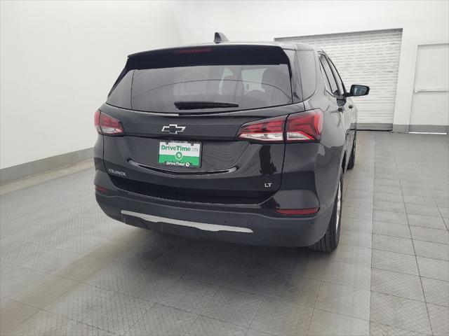 Photo of 2022 Mosaic Black Metallic Chevrolet Equinox