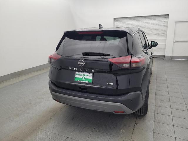 Photo of 2023 Super Black Nissan Rogue