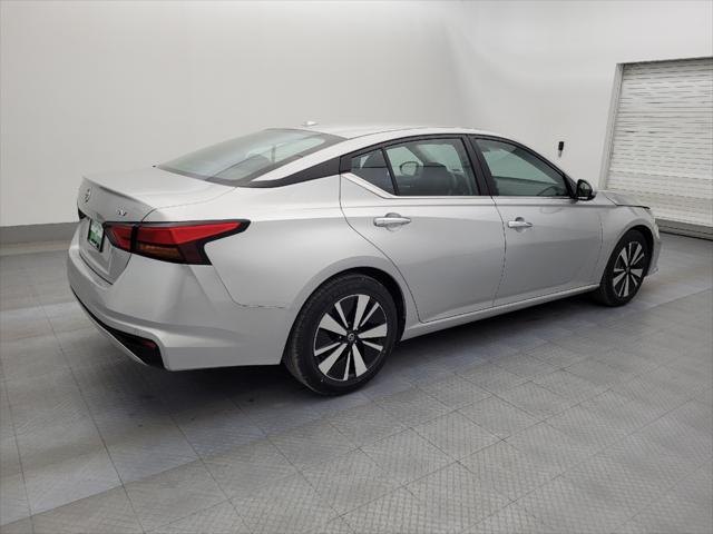 Photo of 2022 Brilliant Silver Metallic Nissan Altima