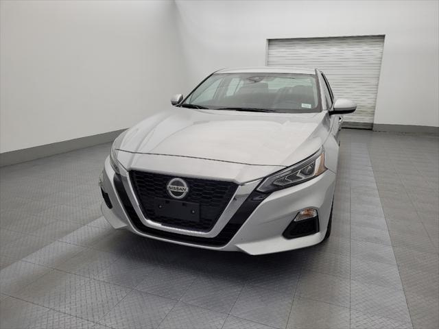 Photo of 2022 Brilliant Silver Metallic Nissan Altima