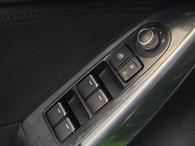 Photo of 2016 Jet Black Mica Mazda Mazda6