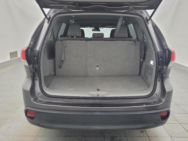 Photo of 2019 Predawn Gray Mica Toyota Highlander