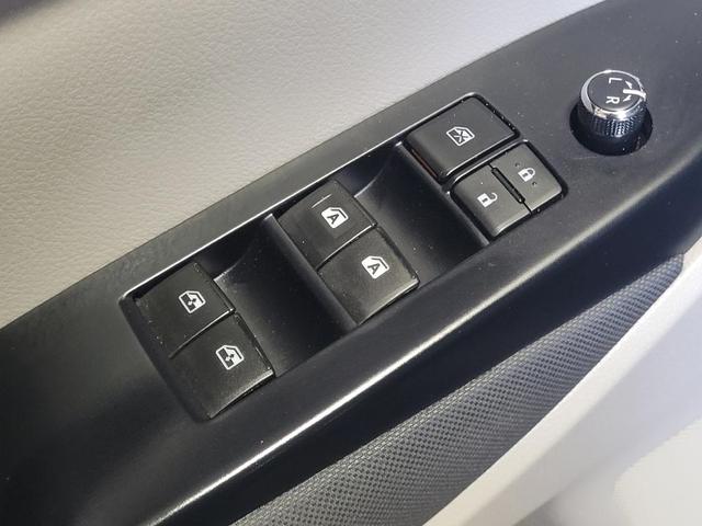 Photo of 2019 Predawn Gray Mica Toyota Highlander