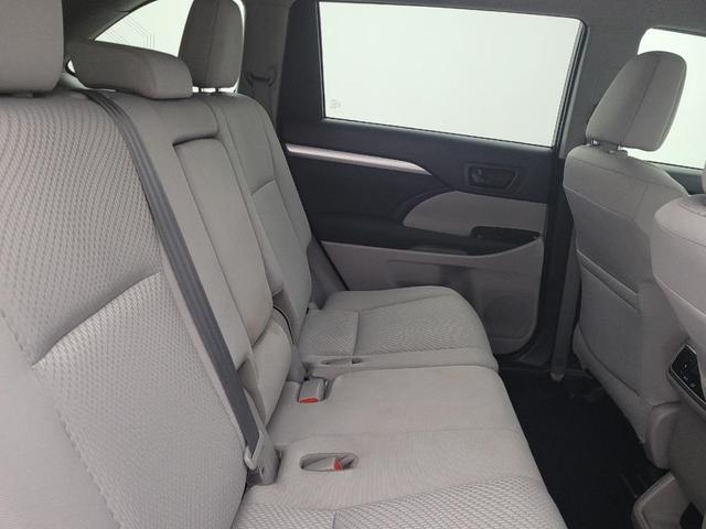 Photo of 2019 Predawn Gray Mica Toyota Highlander