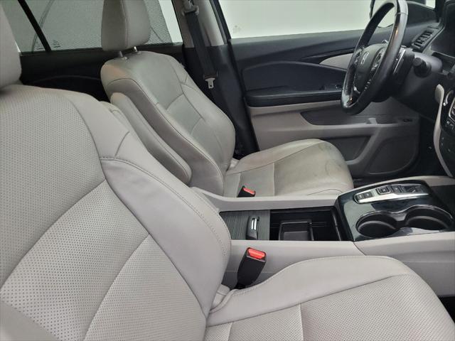 Photo of 2018 Modern Steel Metallic Honda Pilot