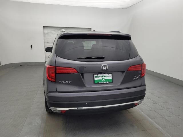 Photo of 2018 Modern Steel Metallic Honda Pilot