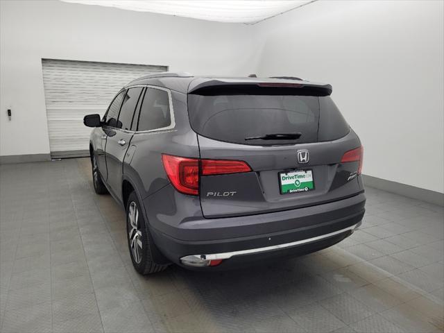 Photo of 2018 Modern Steel Metallic Honda Pilot