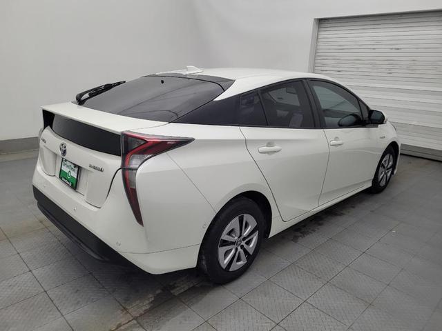 Photo of 2018 White Toyota Prius