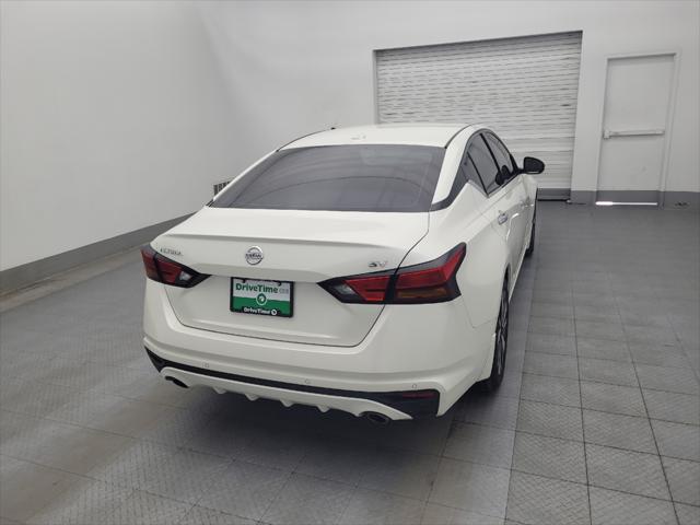 Photo of 2019 Pearl White Tricoat Nissan Altima