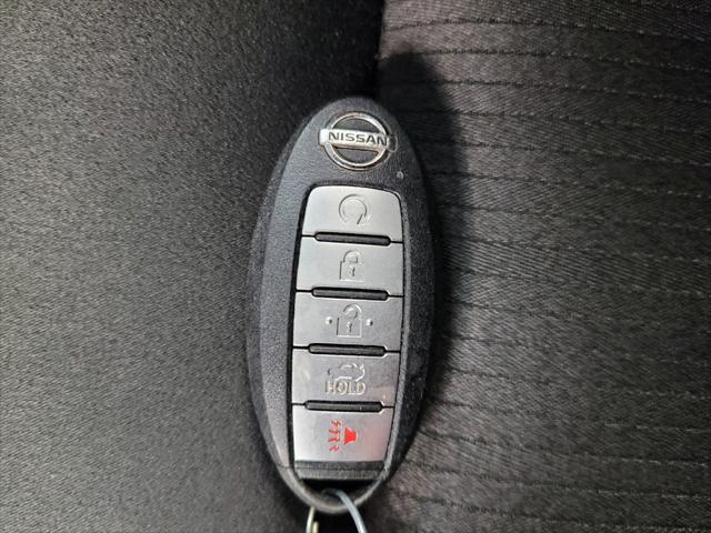 Photo of 2019 Pearl White Tricoat Nissan Altima