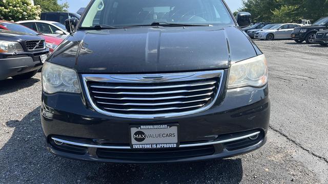 Photo of 2014 Black Chrysler Town & Country
