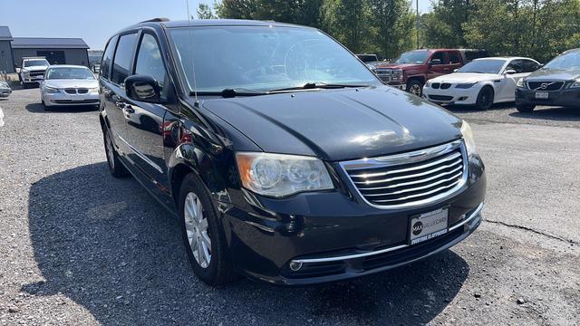 Photo of 2014 Black Chrysler Town & Country