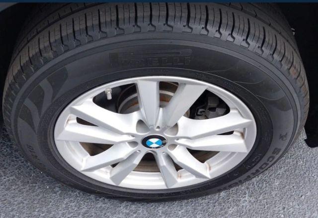 Photo of 2014 White BMW X5