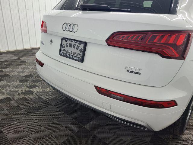 Photo of 2018 Ibis White Audi Q5