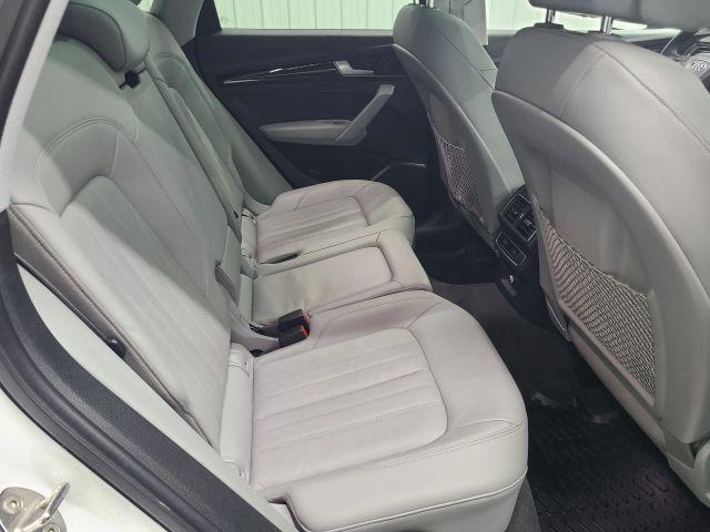 Photo of 2018 Ibis White Audi Q5