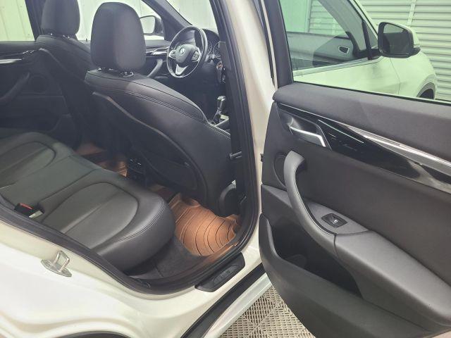 Photo of 2018 White BMW X1