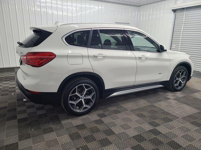 Photo of 2018 White BMW X1